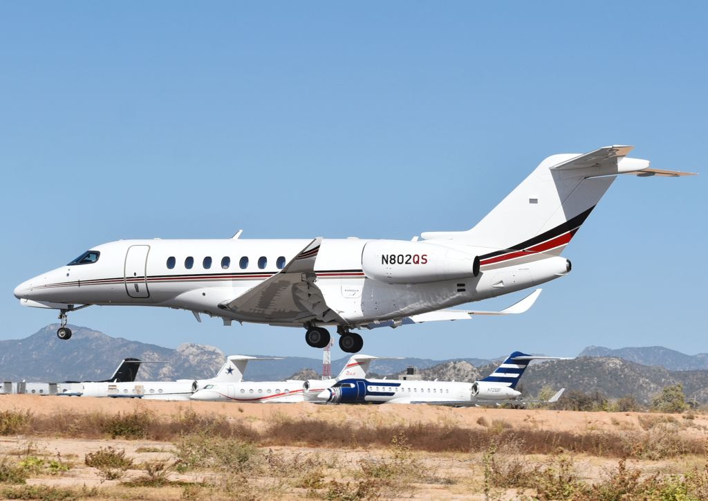 Cessna Citation Longitude (N802QS)