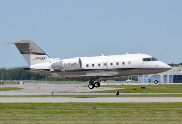 Canadair Challenger (C-FHGC)