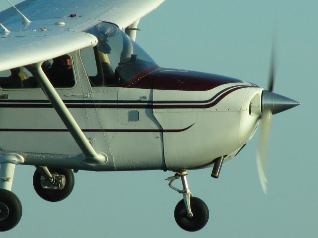 Cessna Skyhawk (N9177H)