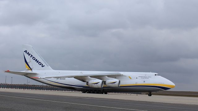 Antonov An-124 Ruslan (UR-82009)