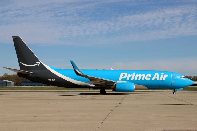 Boeing 737-800 (N5693A) - Amazon Prime Air/Sun Country SCX3043, a B737-83N (freighter), departing for Lakeland Linder Int'l (KLAL) yesterday, 2 May 2021.