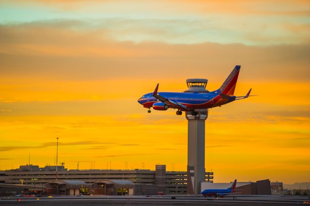 Boeing 737-700 (N735SA) - You would think sunsets like this dont come around very often, but theyre quite frequent in Phoenix. ©Bo Ryan Photography | a rel=nofollow href=http://www.facebook.com/BoRyanPhotowww.facebook.com/BoRyanPhoto/a Please vote if you like the image!