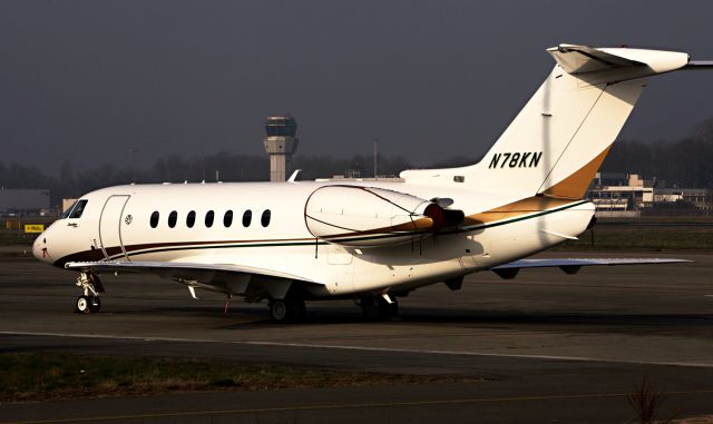 Hawker Beechcraft 4000 (N78KN)