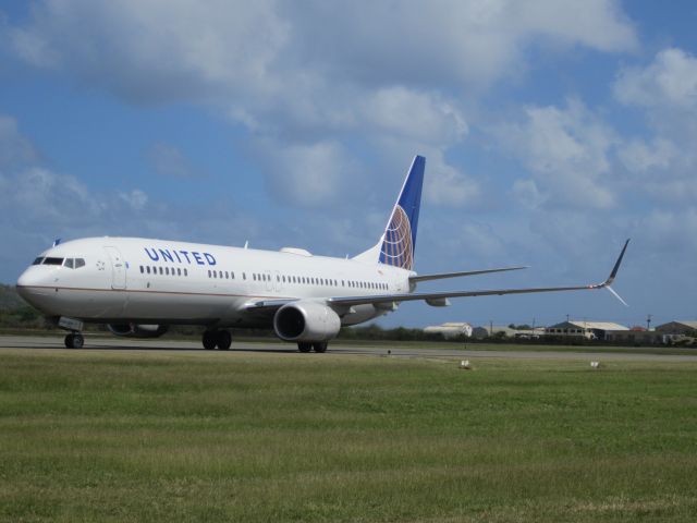 Boeing 737-900 (N62895)
