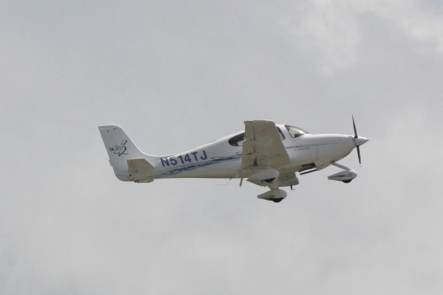 Cirrus SR-20 (N514TJ)