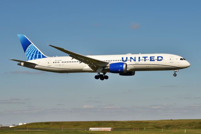 Boeing 787-9 Dreamliner (N25982) - 10-23-21