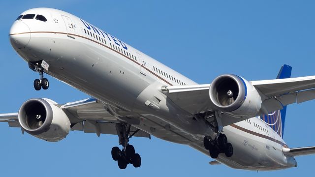 BOEING 787-10 Dreamliner (N91007)