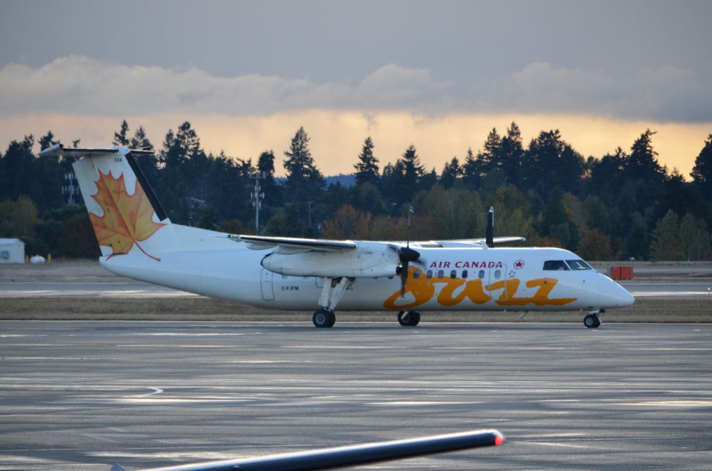 de Havilland Dash 8-100 (C-FJFM)
