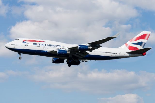 Boeing 747-400 (G-CIVV) - BRITISH AIRWAYS - BOEING 747-436 - REG G-CIVV (CN 25819) - KINGSFORD SMITH INTERNATIONAL AIRPORT NSW. AUSTRALIA - YSSY 9/2017