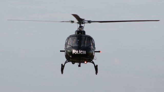 Eurocopter AS-350 AStar (PR-HLL)