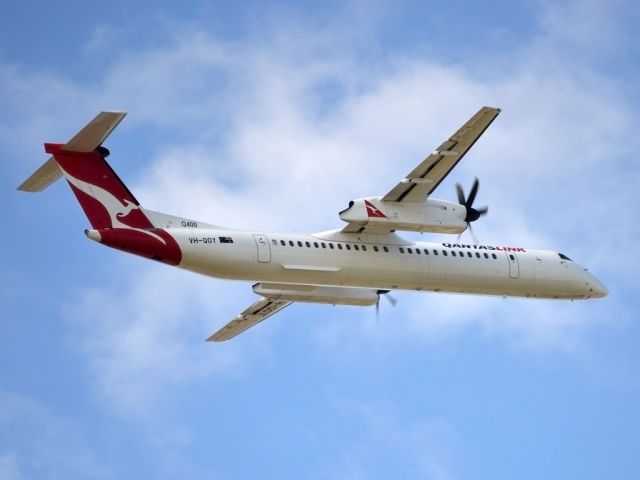 VH-QOY — - Departing from runway 23 and heading for Port Lincoln.