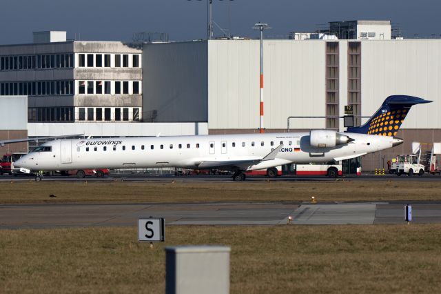 Canadair Regional Jet CRJ-900 (D-ACNQ)