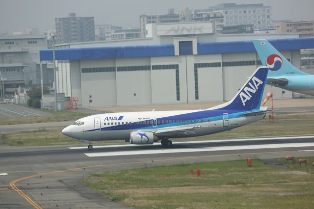 Boeing 737-500 (JA358K)