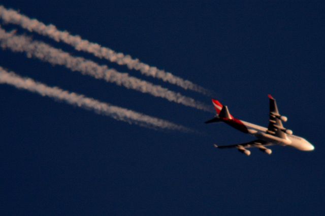 Boeing 747-400 (VH-OEG) - Qantas 12 New York, NY to Los Angeles, CA south of Cleveland 36,000 ft. 05-15-17.