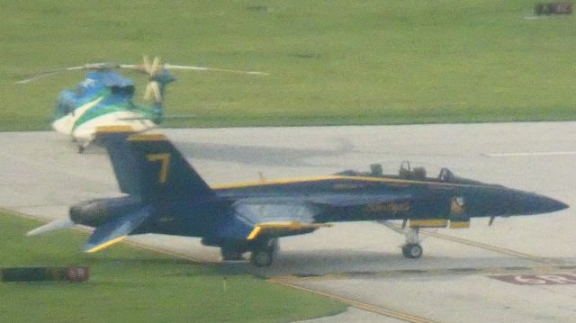 McDonnell Douglas FA-18 Hornet (16-5678) - Blue Angel 7 sittin’ pretty with N798P at KBKL for CNAS’22!