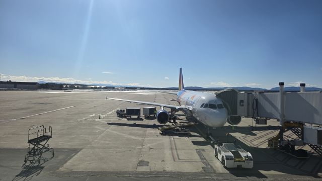 Airbus A320 (N219NV) - My flight from Plattsburgh to Orlando Sanford