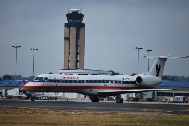 Embraer ERJ-145 (N602AE) - Taxiing into position 18L - 10/23/09