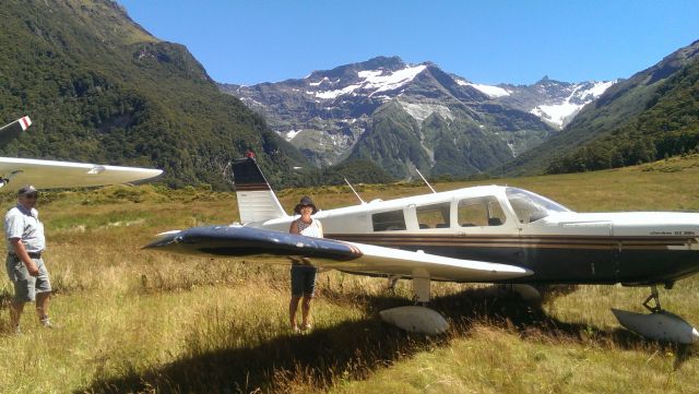 Piper Saratoga (ZK-OMT) - Backcountry Wanaka NZ