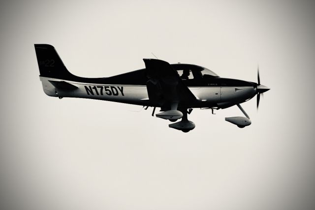 Cirrus SR-22 (N175DY) - 12 October 2021