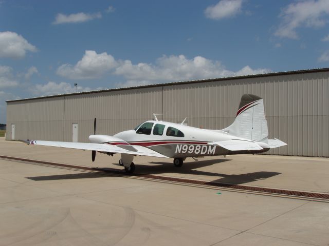 Beechcraft Travel Air (N998DM) - N998dm