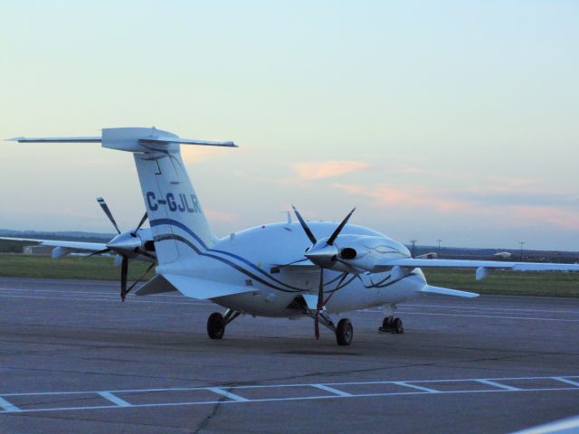 Piper Navajo (C-GJLR) - first time seeing a Avanti at yqm