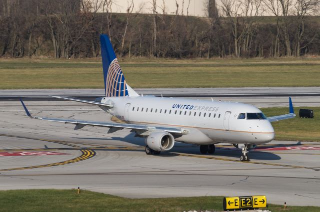 Embraer 170/175 (N635RW)