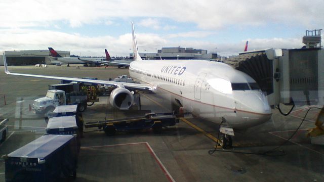 Boeing 737-900 (N807UA)