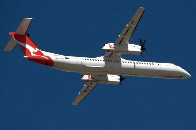 de Havilland Dash 8-400 (VH-QOS) - Heading skywards off runway 23. Thursday 4th April 2013.