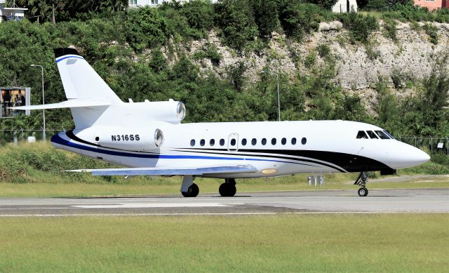 Dassault Falcon 900 (N316SS)