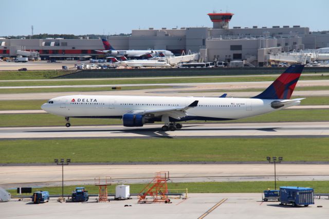 Airbus A330-300 (N811NW) - Flight 1081 from MSP (May 13th, 2021) 