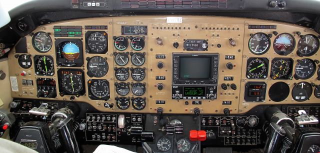 Beechcraft King Air 100 (N997ME) - High resolution cockpit photo.  www.flycfm.com