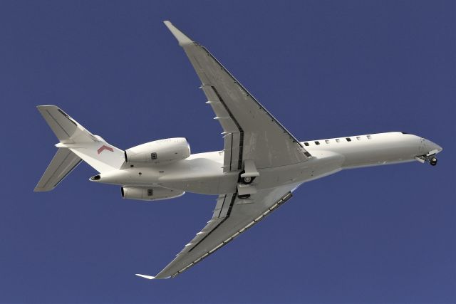 BOMBARDIER BD-700 Global 7500 (N40NS)