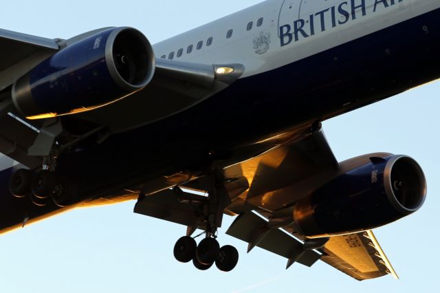 BOEING 767-300 (G-BZHB) - First rays of sunshine greet the arrival of this BA B767-336ER.