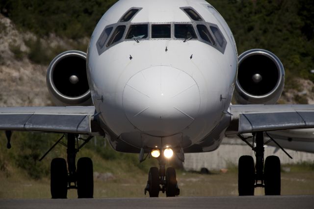 McDonnell Douglas MD-83 (PJ-MDA)