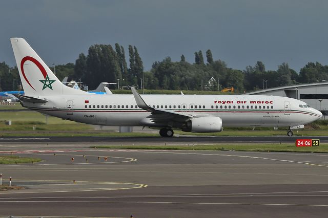 Boeing 737-800 (CN-RGJ) - Taking off.
