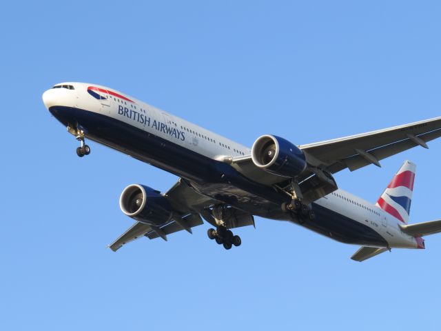 Boeing 777-200 (G-STBH) - Marston Point in Balboa Park of San Diego. Nice open spot to see everything that arrives. Normal eastern approach to Runway 27.