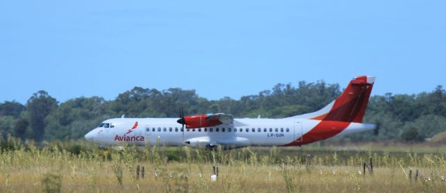 LV-GUH — - ATR42 DE AVIANCA DESPEGANDO DE SAZM/MDQ 25/01/2018