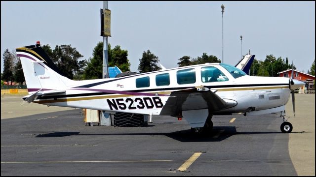 Beechcraft Bonanza (36) (N523DB)