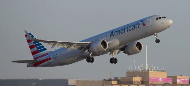 Airbus A321 (N401AN) - phoenix sky harbor international airport 24SEP20