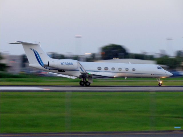 Gulfstream Aerospace Gulfstream V (N740SS)