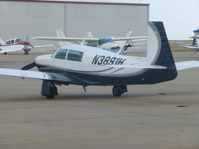 Mooney M-20 (N3891H)