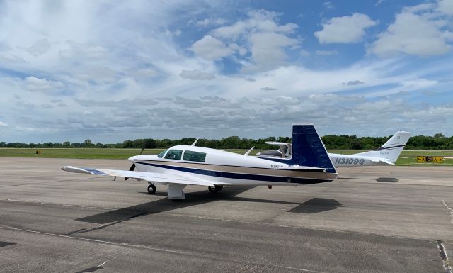 Mooney M-20 (N3813H)