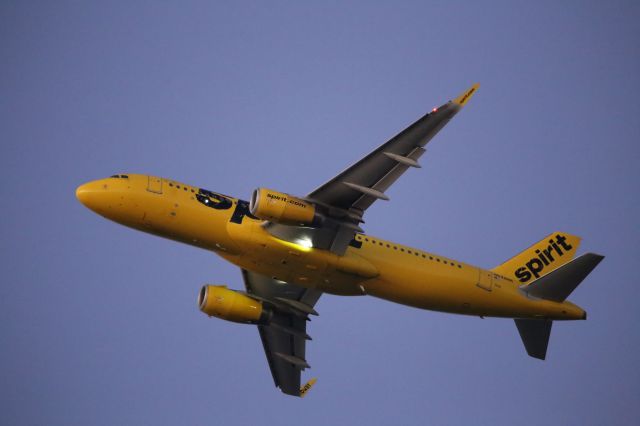 Airbus A320 (N648NK)