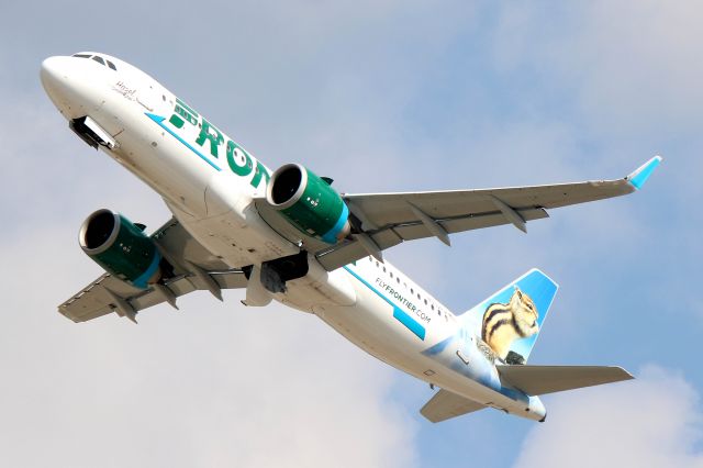 Airbus A320neo (N332FR) - A newer Airbus A320 Neo for Frontier Airlines and new addition to the database. I missed the approach for Hazel the Chipmunk but caught the departure from RWY 24L en route to a much warmer Punta Cana (PUJ/MDPC) in the Dominican Republic on 19 Mar 2019. 