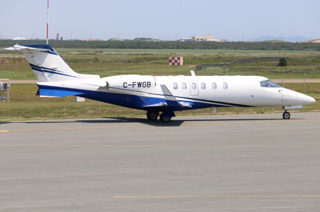 Learjet 40 (C-FWGB)