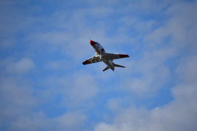 — — - T-45 Goshawk departing