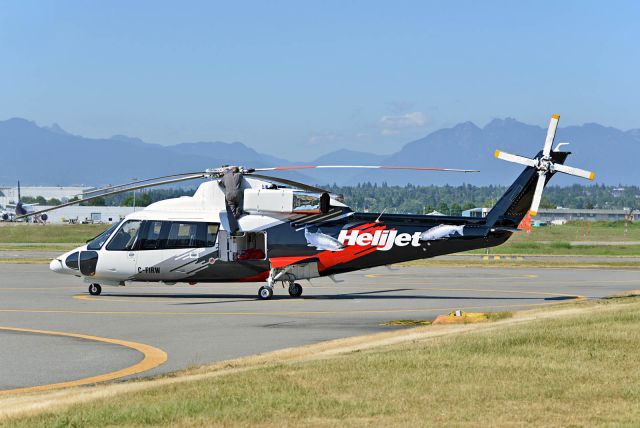 Sikorsky S-76 (C-FIRW)