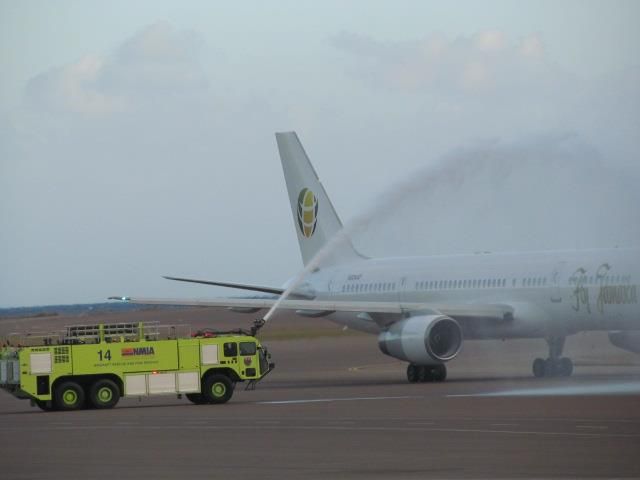 Boeing 757-200 (N524AT) - Fly Jamaica Inaugural Flight into Kingston.