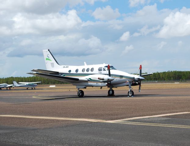 Beechcraft King Air 90 (VH-JEO) - Beech 90 used by local property developer to commute from the Sunshine Coast to Maryborough.