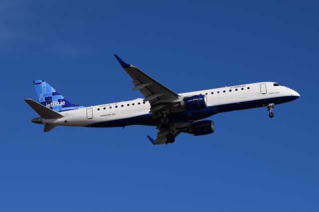 Embraer ERJ-190 (N283JB)